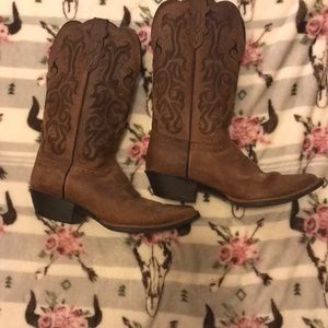 Justin Boots Ladies 7.5 B
